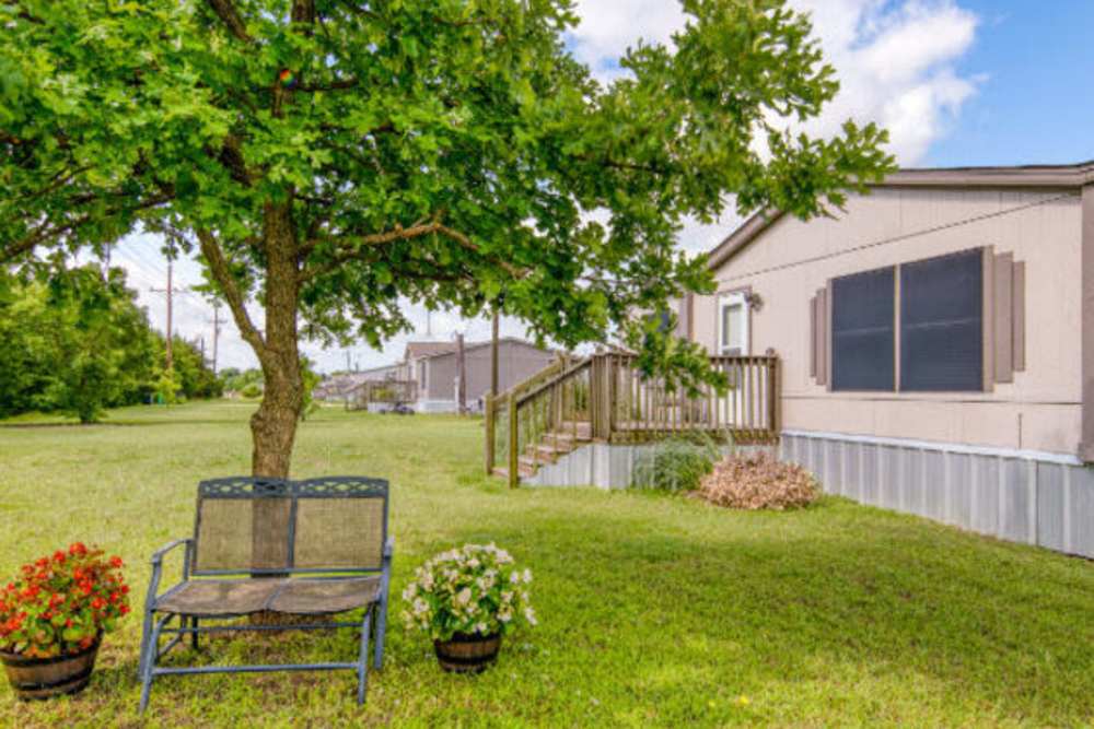 Outdoor seating area at IC Creek Ranch in Leonard, Texas