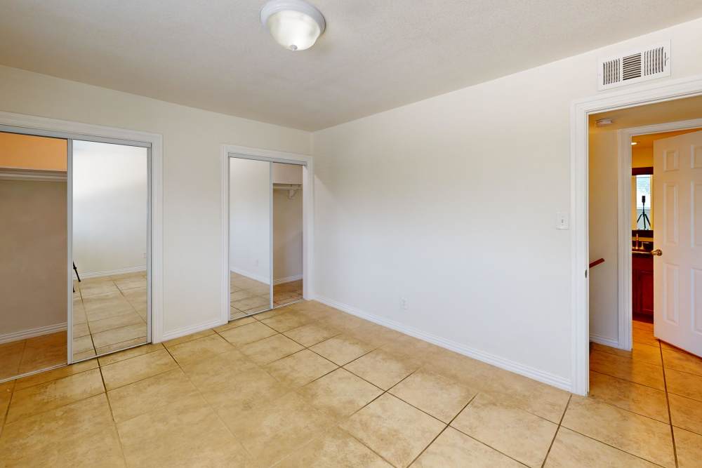 Charming community with lots of walking path and greenery at Tucasa Townhomes in Irving, Texas,