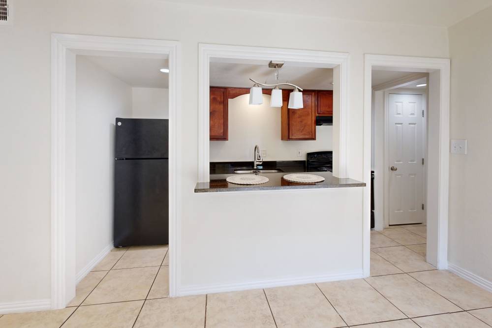 Dining area at Tucasa Townhomes in Irving, Texas