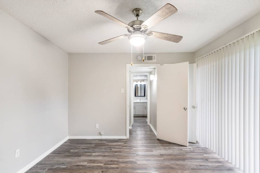 Fan in room at Arbor Park Apartments in Hurst, Texas