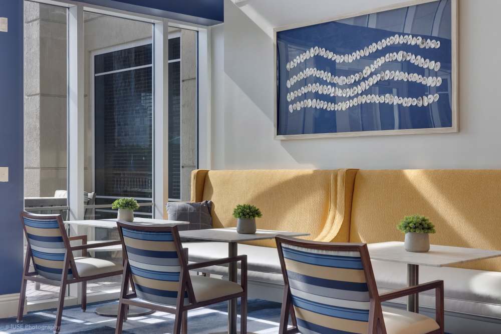 Comfortable lounge area at The Meridian at Waterways in Fort Lauderdale, FL