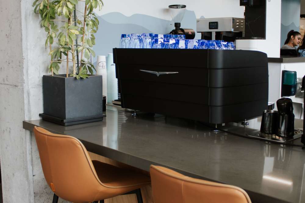 HUB coffee shop retailer at RED