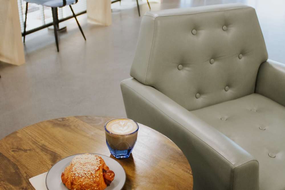 HUB coffee shop retailer at RED