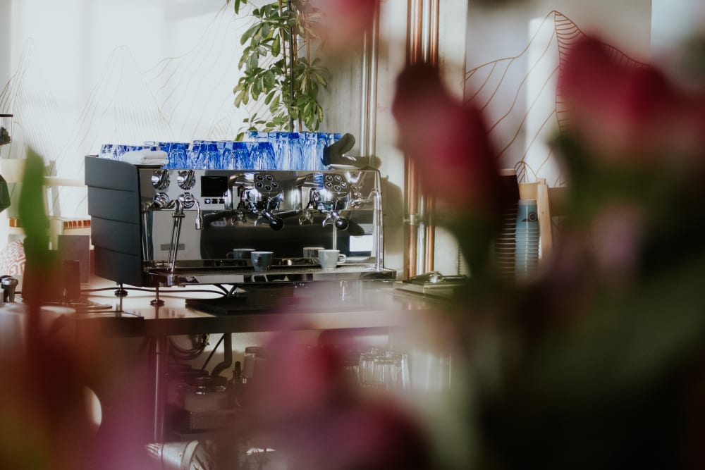 HUB coffee shop retailer at RED
