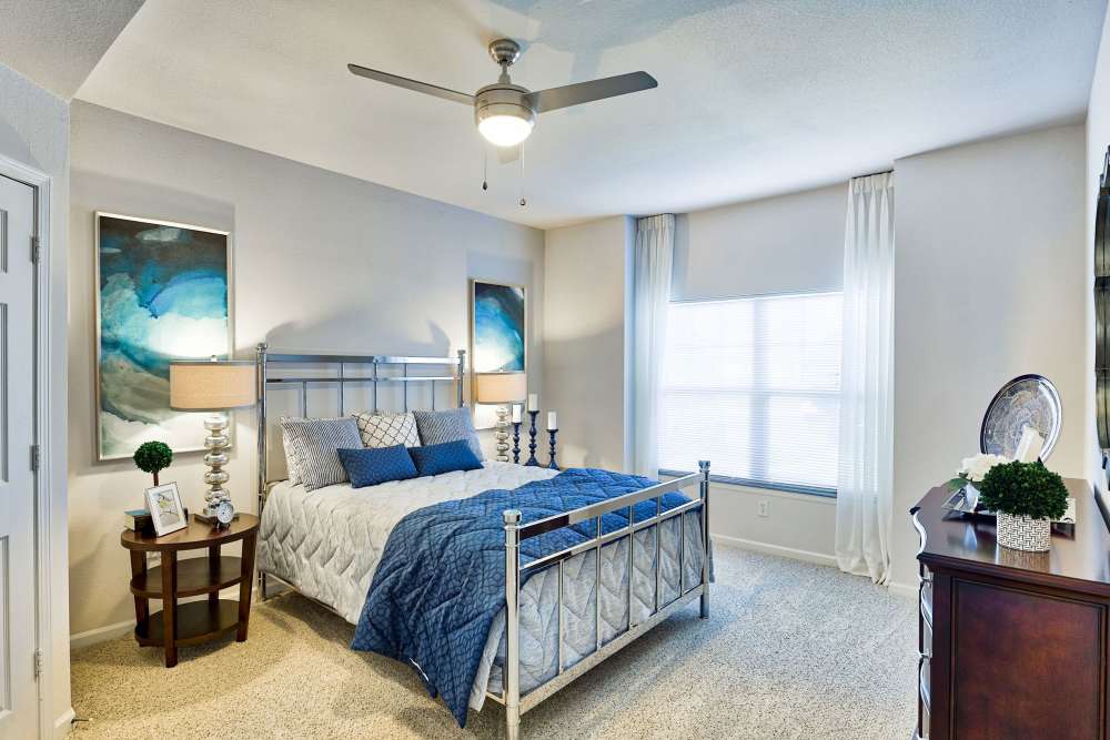 Master bedroom at Eastland Trails in Independence, Missouri