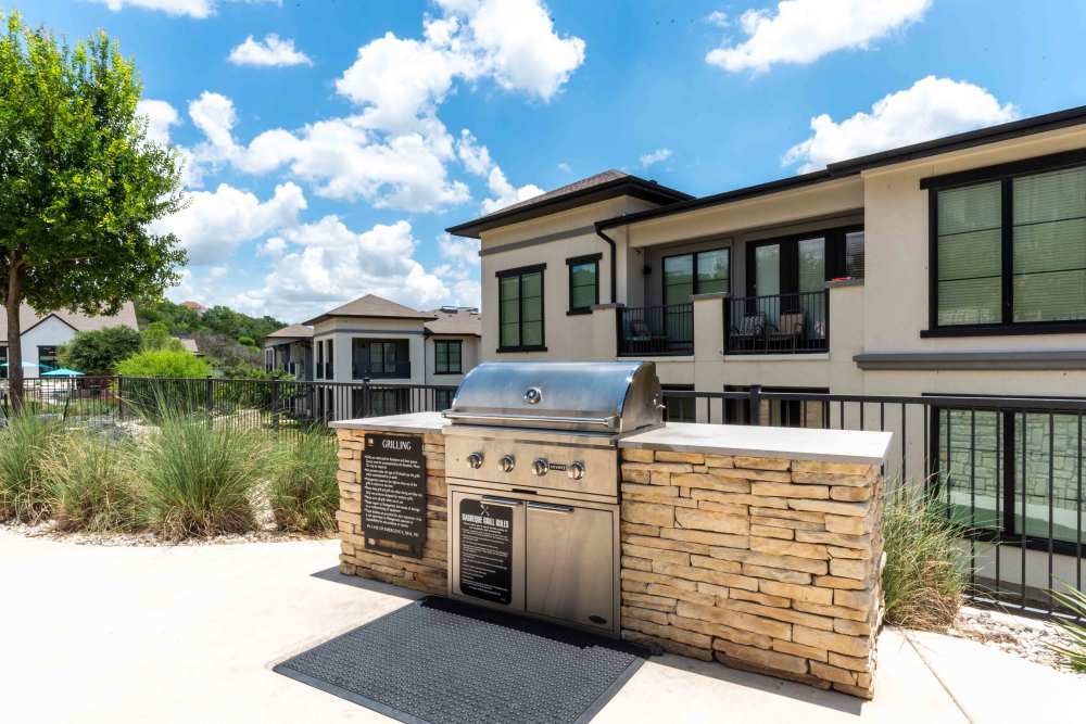 at Oro Stone Oak in San Antonio, Texas