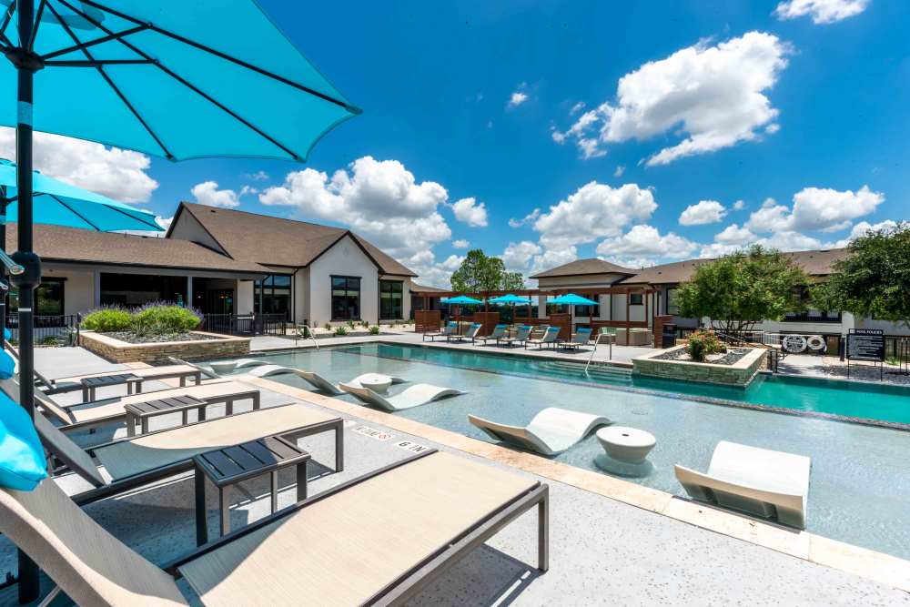 at Oro Stone Oak in San Antonio, Texas
