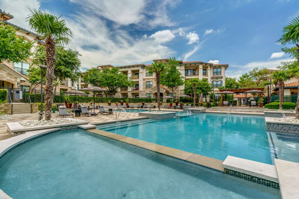 Community photo 1 at Serene at La Villita in Irving, Texas