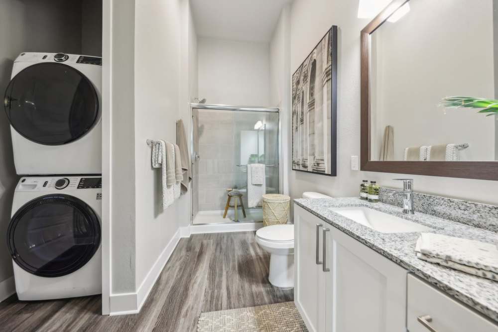 Washer and dryer at Viridian Reserve in Sanford, Florida
