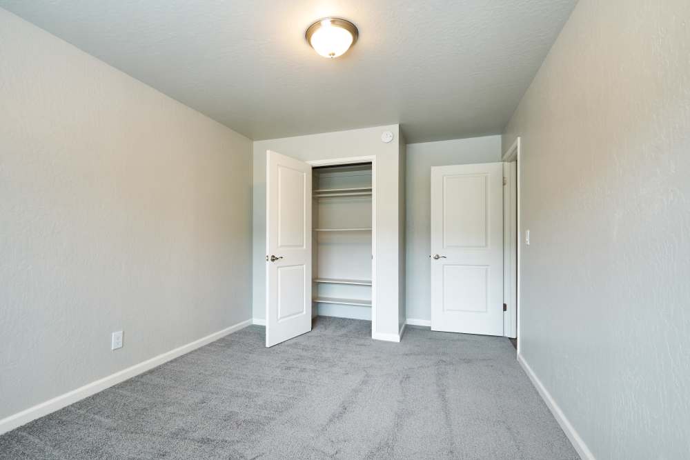 Guest room at Aptos Apartments in Aptos, California