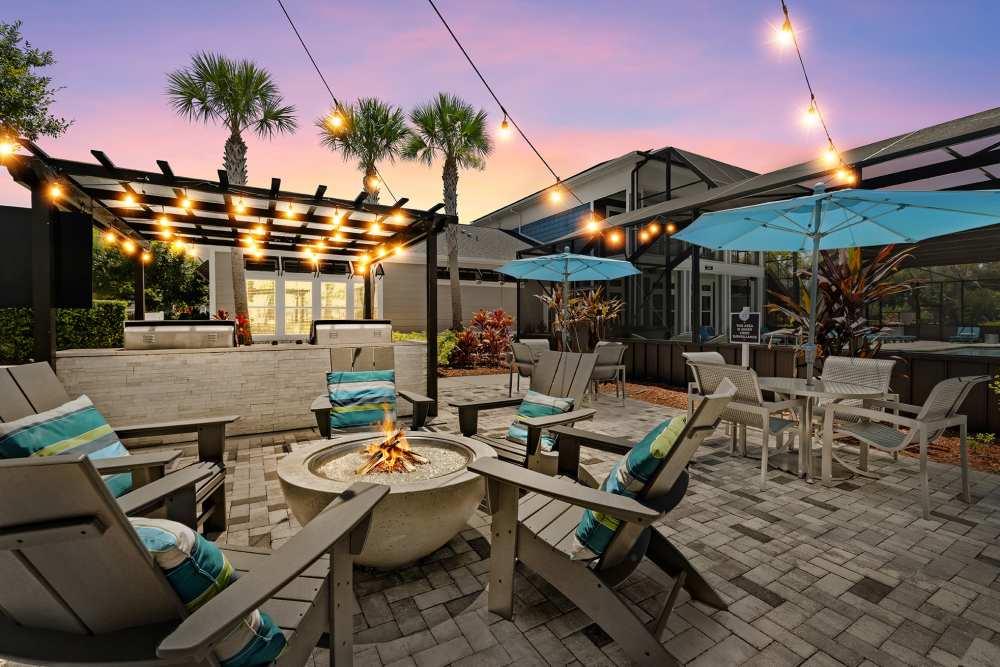 Covered grilling station near the pool at Vue on Lake Monroe in Sanford, Florida