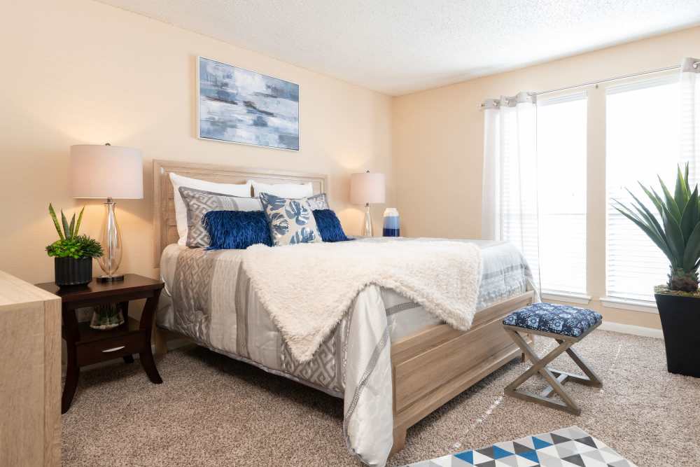 Cozy bedroom at Highlands Creek Apartments in Dallas,Texas