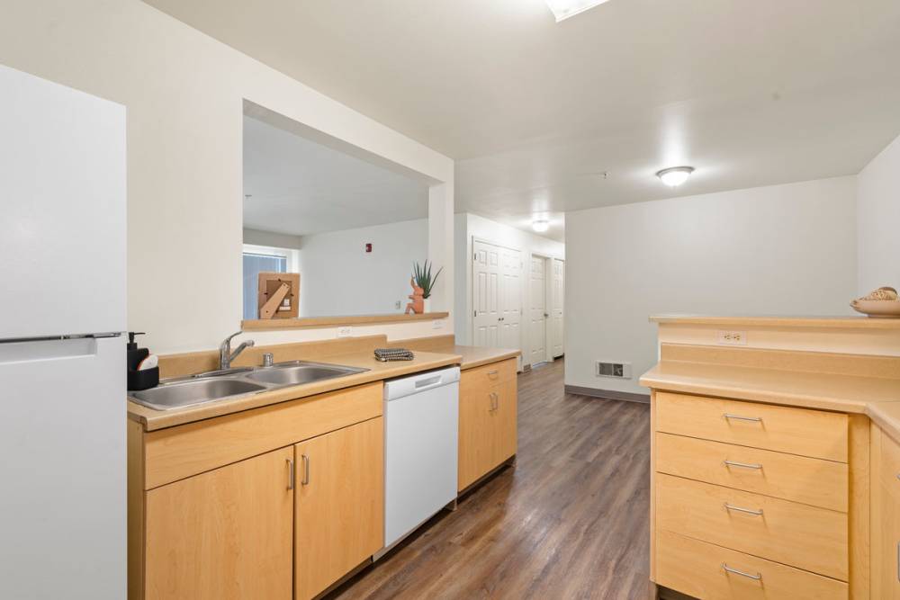 Heron Creek 3x2 Kitchen  Photo Gallery | Heron Creek Apartments in Moses Lake, Washington
