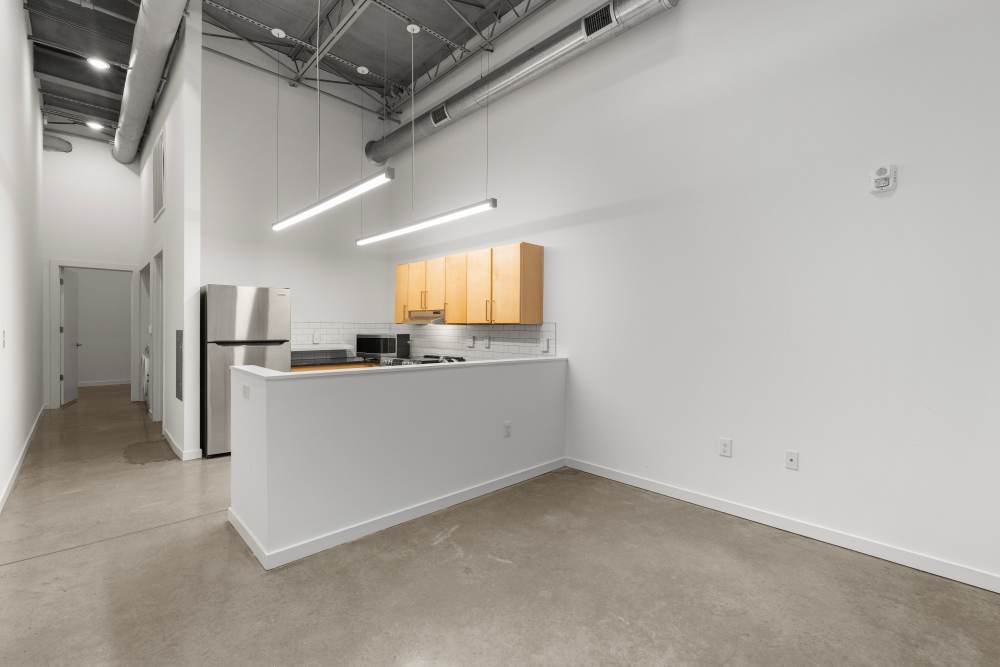 THE WHITE ROOM