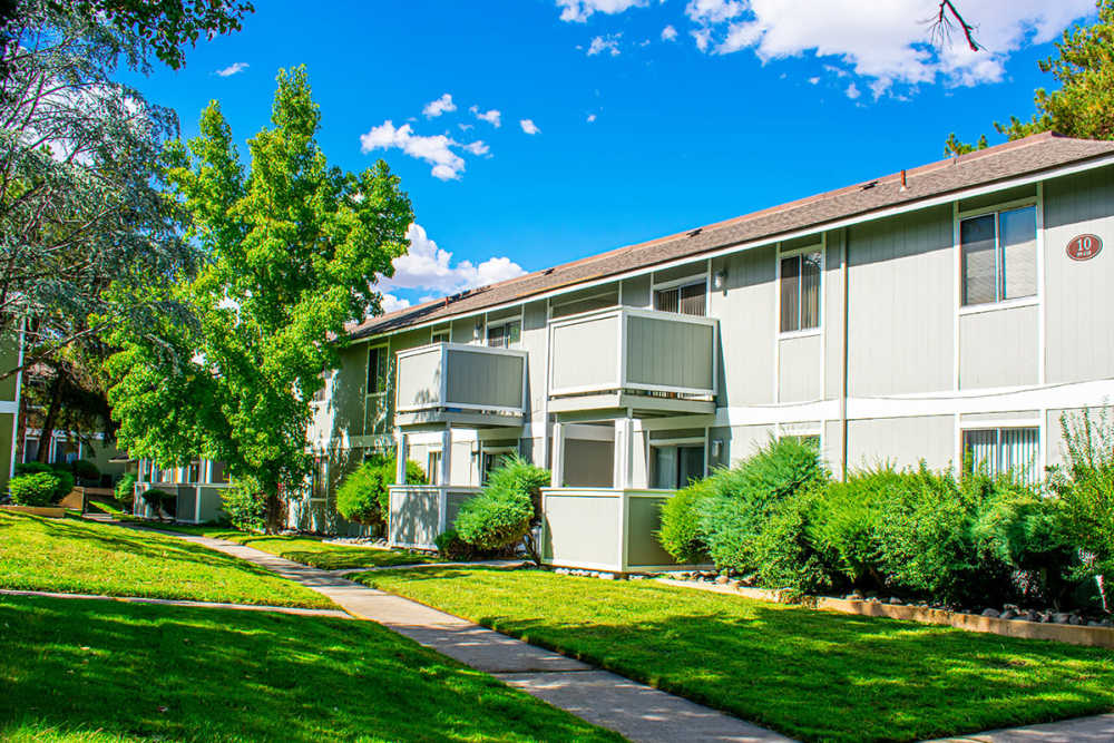 Exterior shot of the building at Village of the Pines in Reno, Nevada