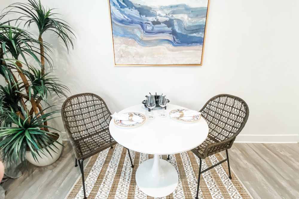 Dining area at South City Apartments in Summerville, South Carolina