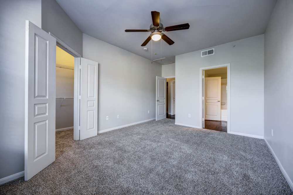 Apartments with multiple bedrooms at The Quarry Townhomes in San Antonio, Texas