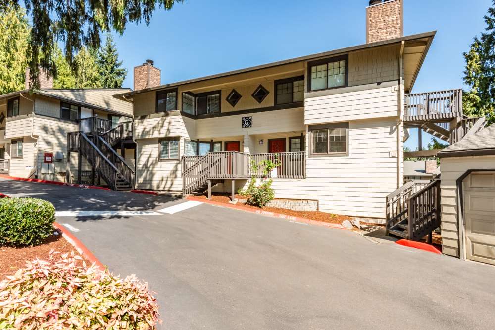 Apartment exterior at The Rosewood Apartments in Vancouver, Washington