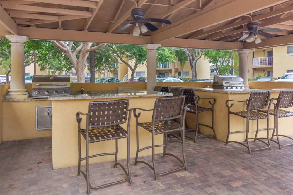 Waiting area in the bar Fairway View in Hialeah, Florida