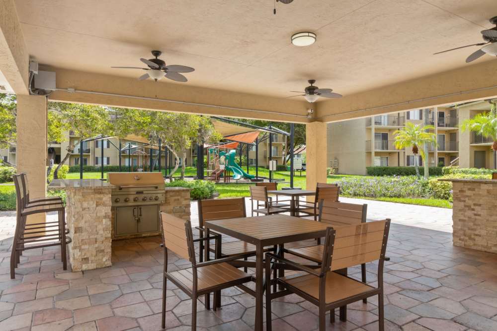 Clubhouse view Palmetto Place in Miami, Florida