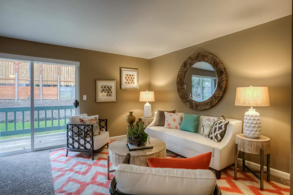 Comfortable living space at Oak Hill Apartments in Portland, Oregon