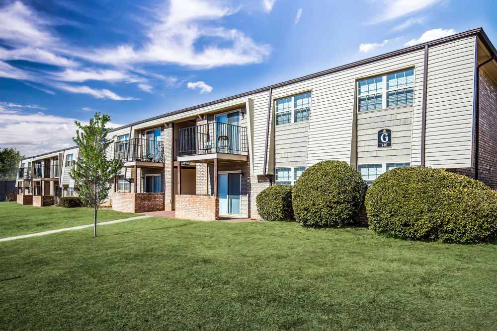 Community exterior view at Council Crossing in Bethany, Oklahoma