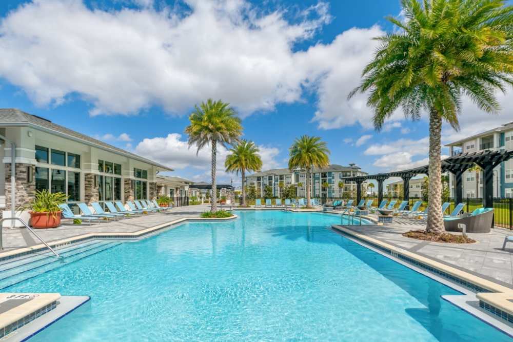 Pool at Champions Vue Apartments in Davenport, Florida