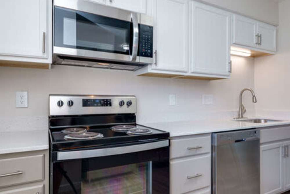 Fully equipped kitchen at Maple Oaks in Middletown, Ohio