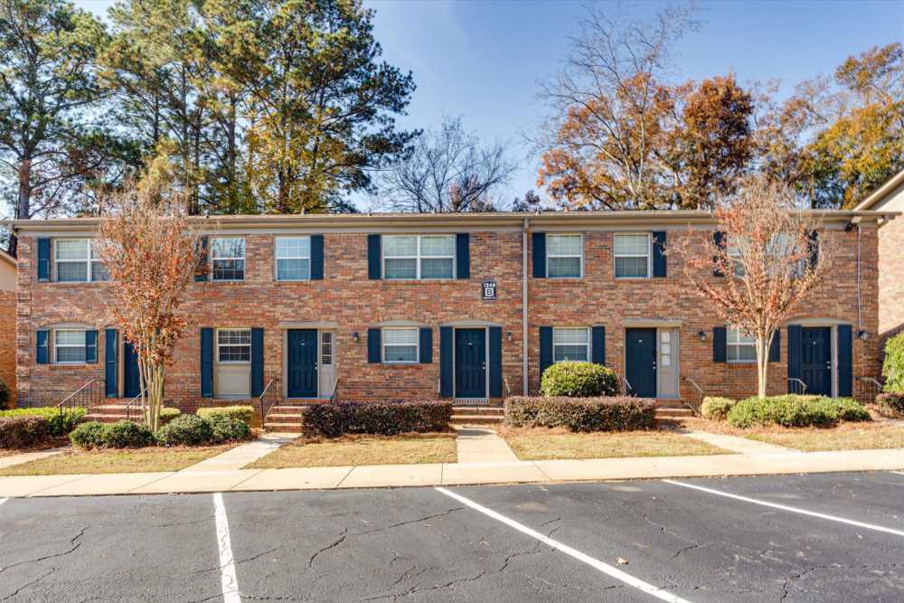 Exterior Buildings - Townhomes