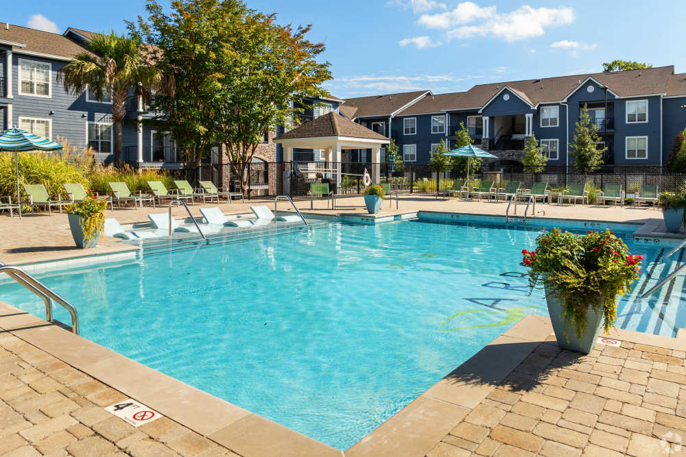 Swimming Pool at Arbors at Cahaba River in Birmingham, Alabama