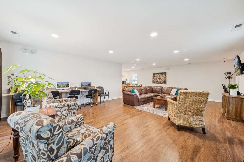 Stylish clubhouse at Maplewood in Chesapeake,Virginia