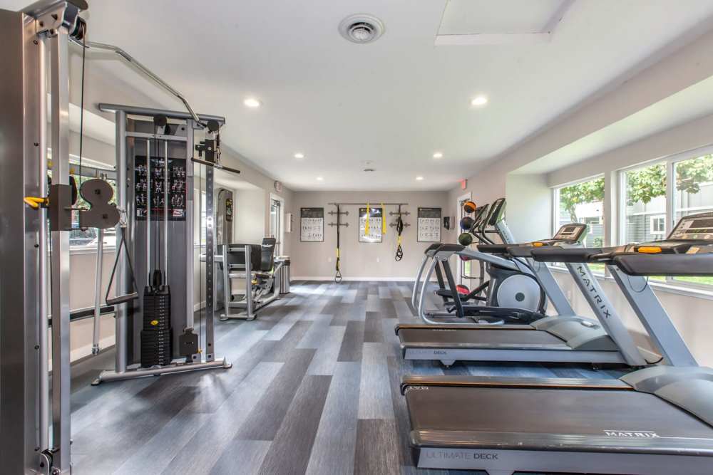 Fitness center at Bennington Apartments in Fairfield, California