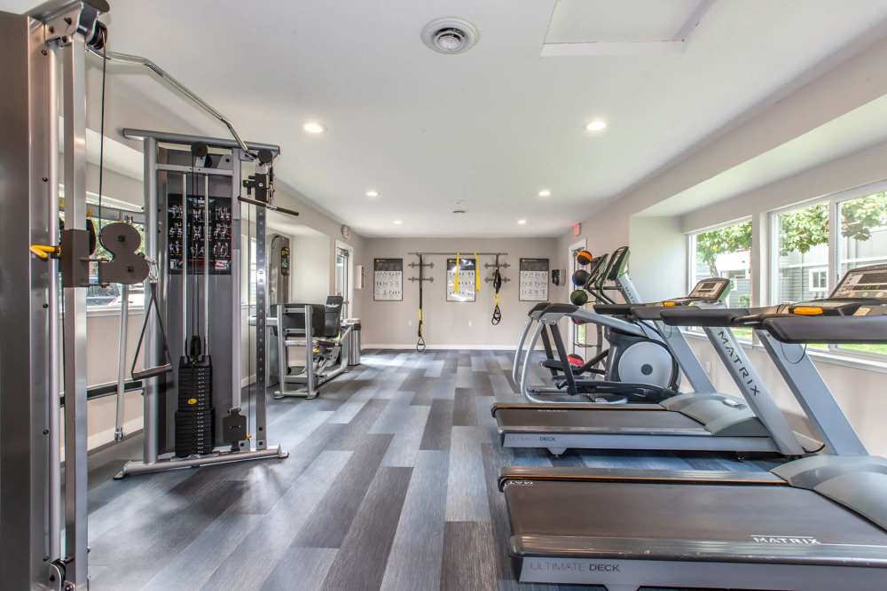 Fitness center at Bennington Apartments in Fairfield, California