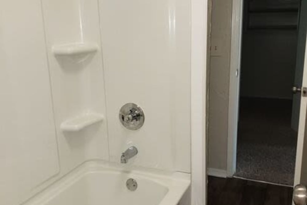 Bathroom with large tub at Spanish Oaks in Charleston, South Carolina
