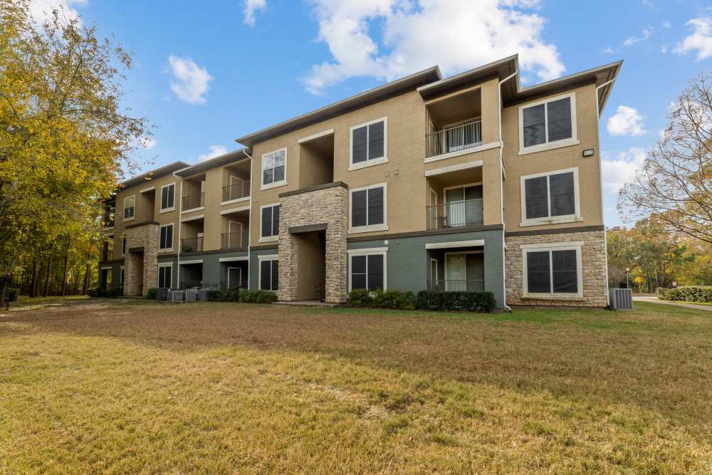 Lawn at Columbia Greens in Houston, Texas