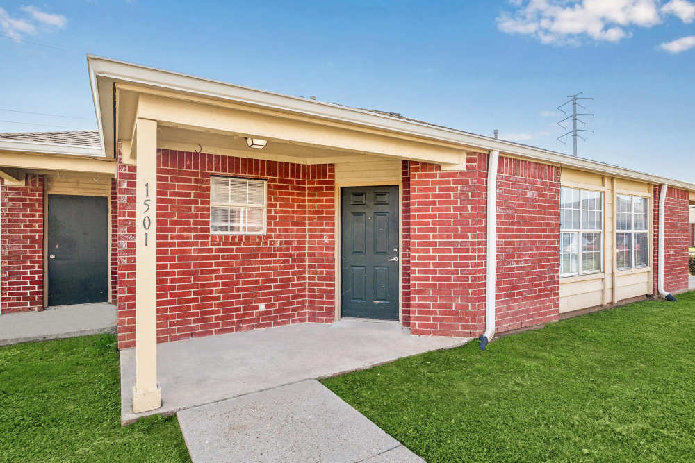 Lawn view at Casa Quintana in Freeport, Texas