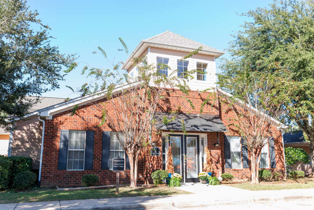 Building exterior at Annandale Park in Robertsdale, Alabama