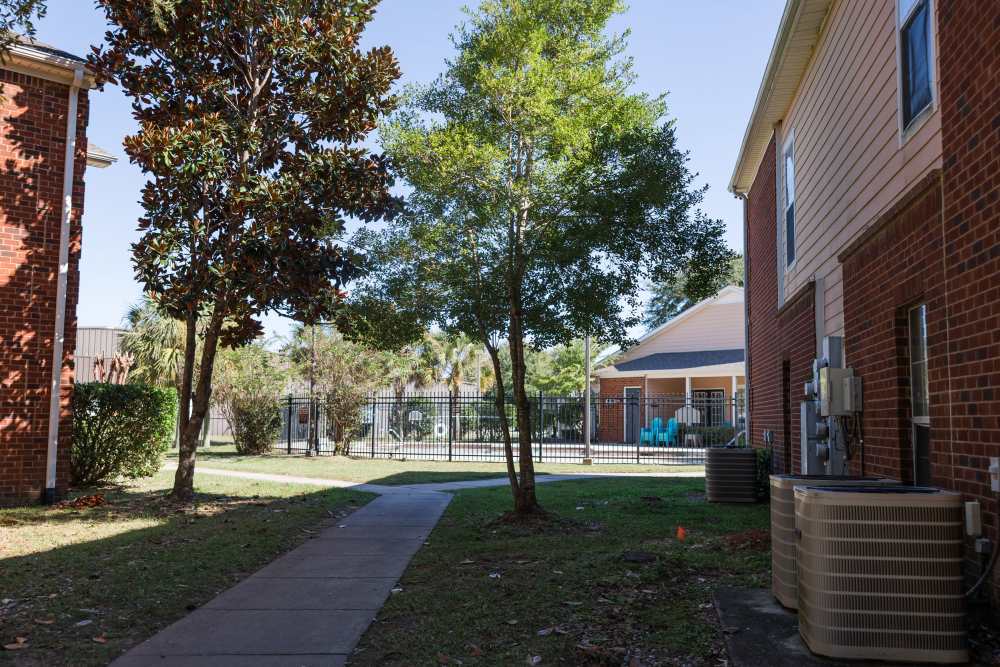 Exterior at Annandale Park in Robertsdale, Alabama