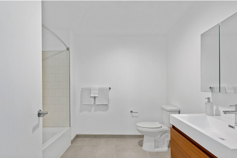 Spacious bathroom at Mily on Green in Philadelphia, Pennsylvania