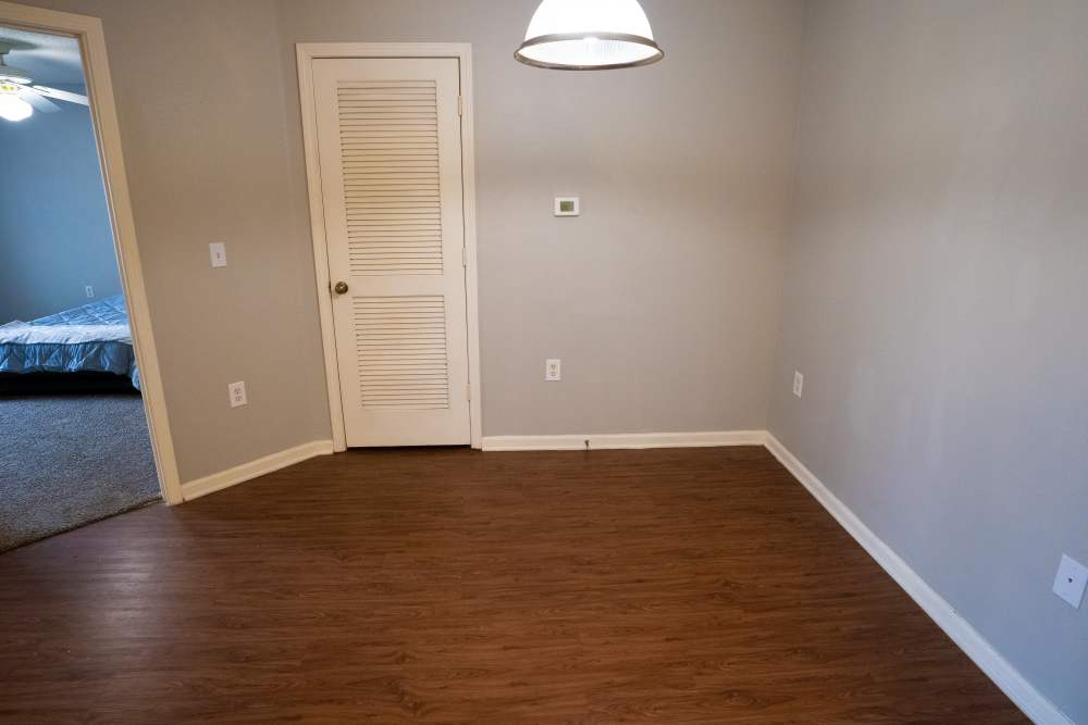 Living room at Hampton Chase in Palestine, Texas