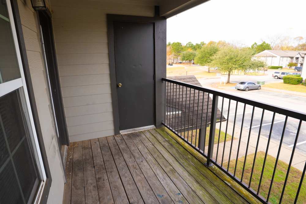 Private balcony at Hampton Chase in Palestine, Texas