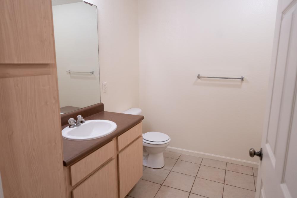 Bright bathroom at Elizabeth Place in El Reno, Oklahoma
