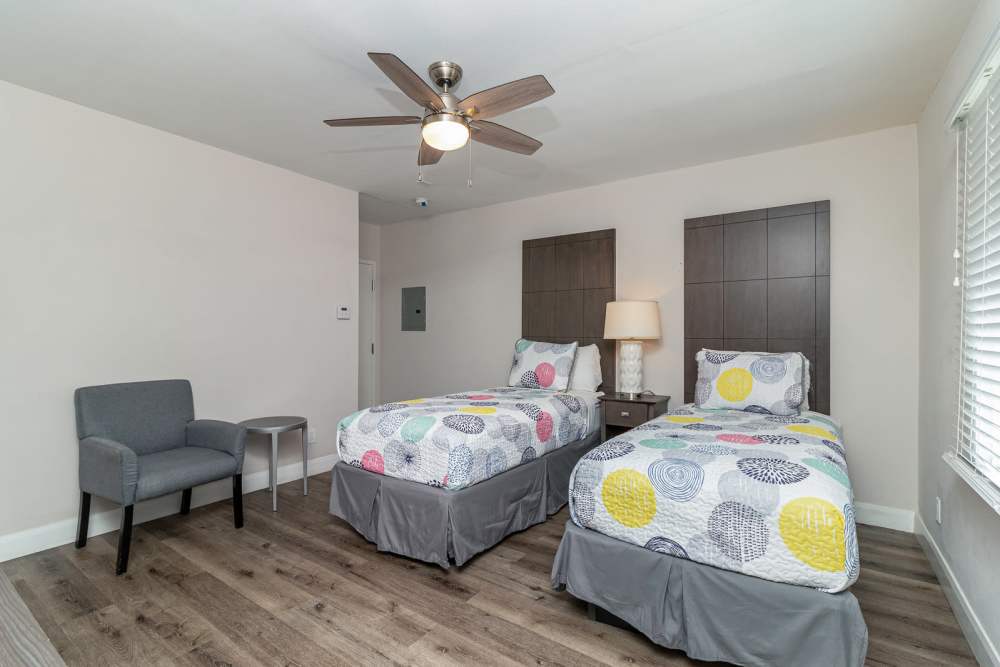 Bedroom with two beds at Iwood I in Inglewood,California