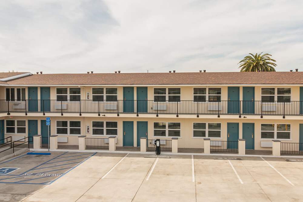 Exterior of the property complex at Iwood I in Inglewood,California