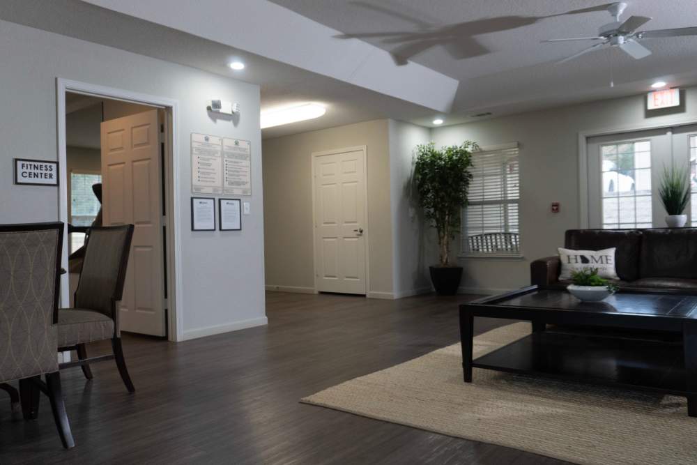 Clubhouse with lots of seating at Hardin Terrace in Jefferson, Georgia