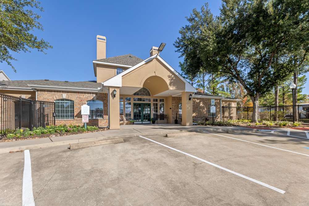 Entrance to Knightsbridge in Humble, Texas