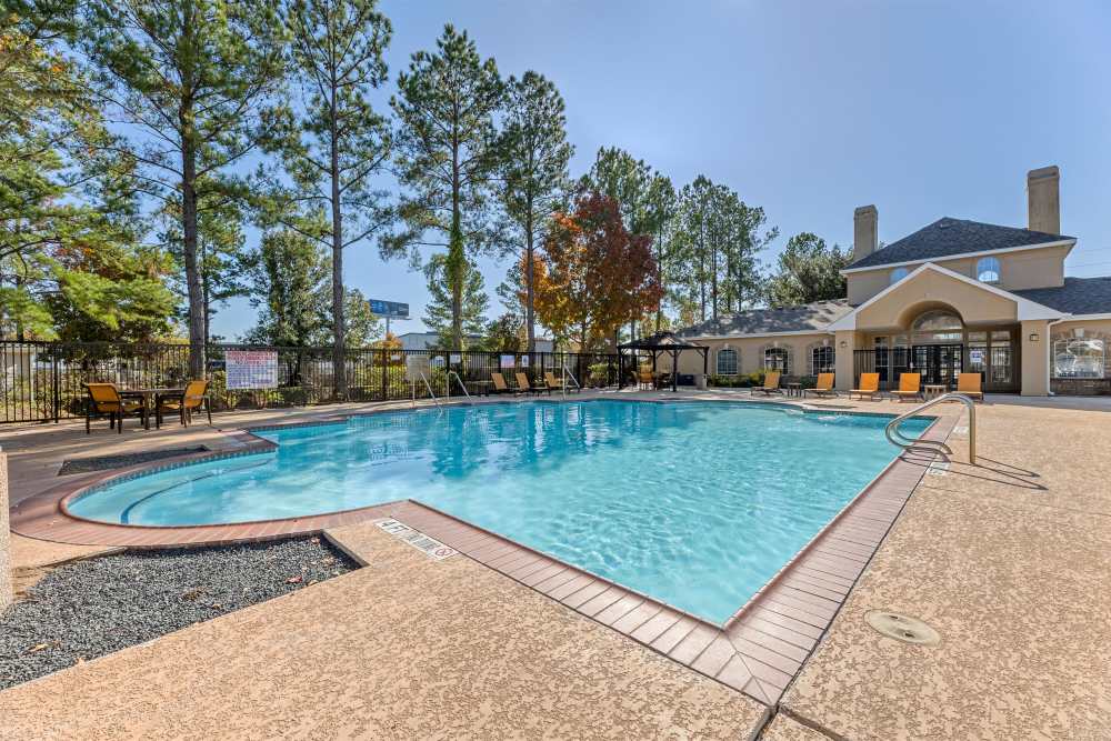 Swimming pool at Knightsbridge in Humble, Texas