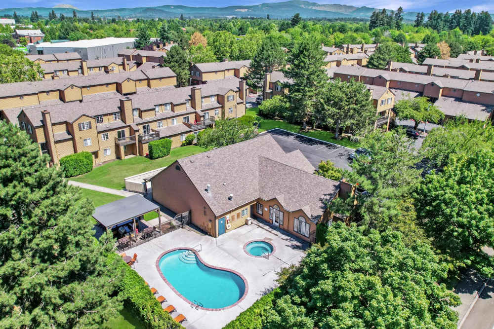 Aerial view of the pool at Renaissance at 29th Apartments in Vancouver, Washington