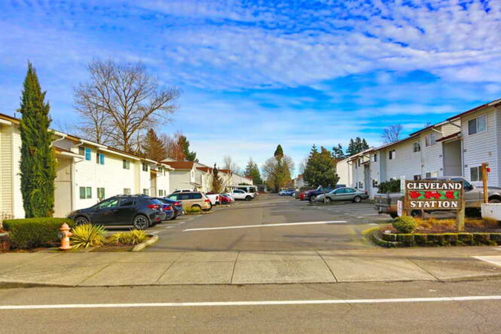 1 & 2 Bedroom Apartments at Cleveland Station in Gresham, Oregon