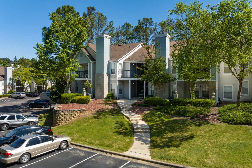 Exterior of an apartment building at Renaissance at Galleria in Hoover, Alabama